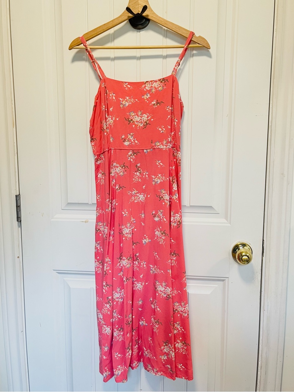 GAP Floral Spaghetti-Strap Midi Sun Dress in Coral Size Small